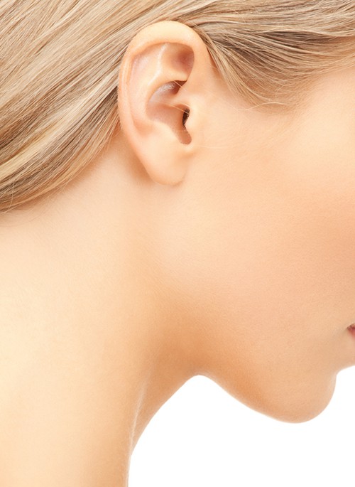 Do You Have to Remove Jewelry for Plastic Surgery?